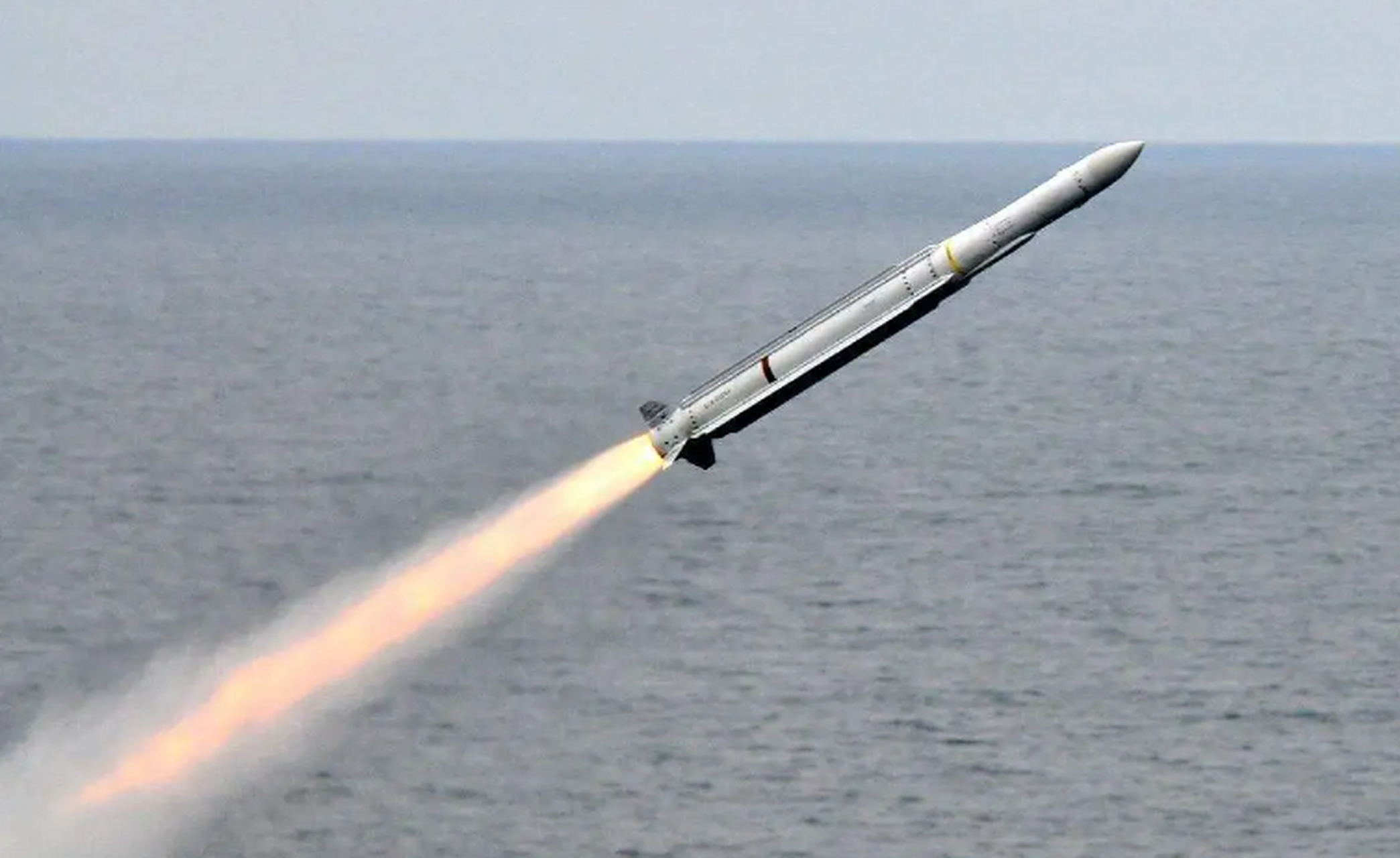 鹰击长空,鹰击31反舰导弹的独特魅力与战略价值,鹰击长空之鹰击31反舰导弹,独特魅力与战略价值揭秘