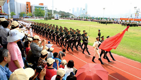香港人民眼中的阅兵盛典,荣耀与自豪的交织,香港民众视角下的阅兵盛典,荣耀与自豪的辉映