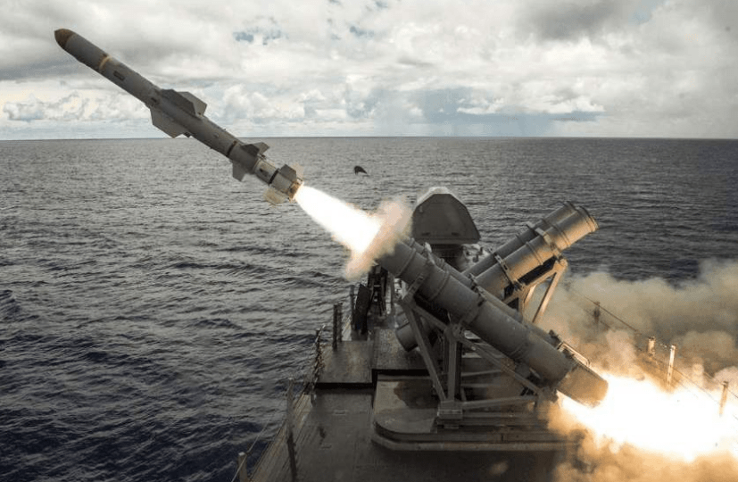 反舰导弹的大小与性能,探索其尺寸与影响,反舰导弹尺寸与性能,探索尺寸对性能的影响